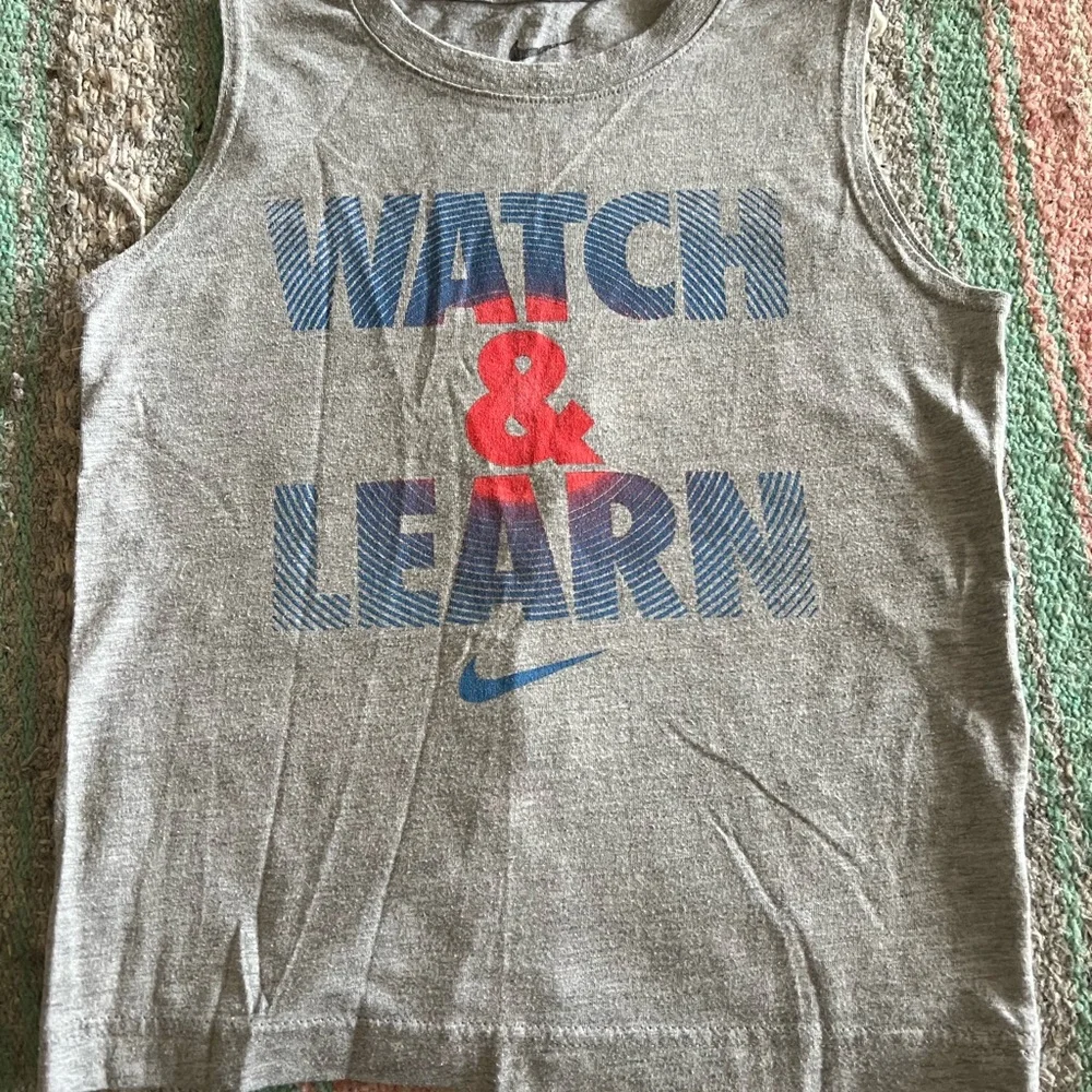 Nike Gray and Black Tank Top Athletic Style - Picture 4 of 5